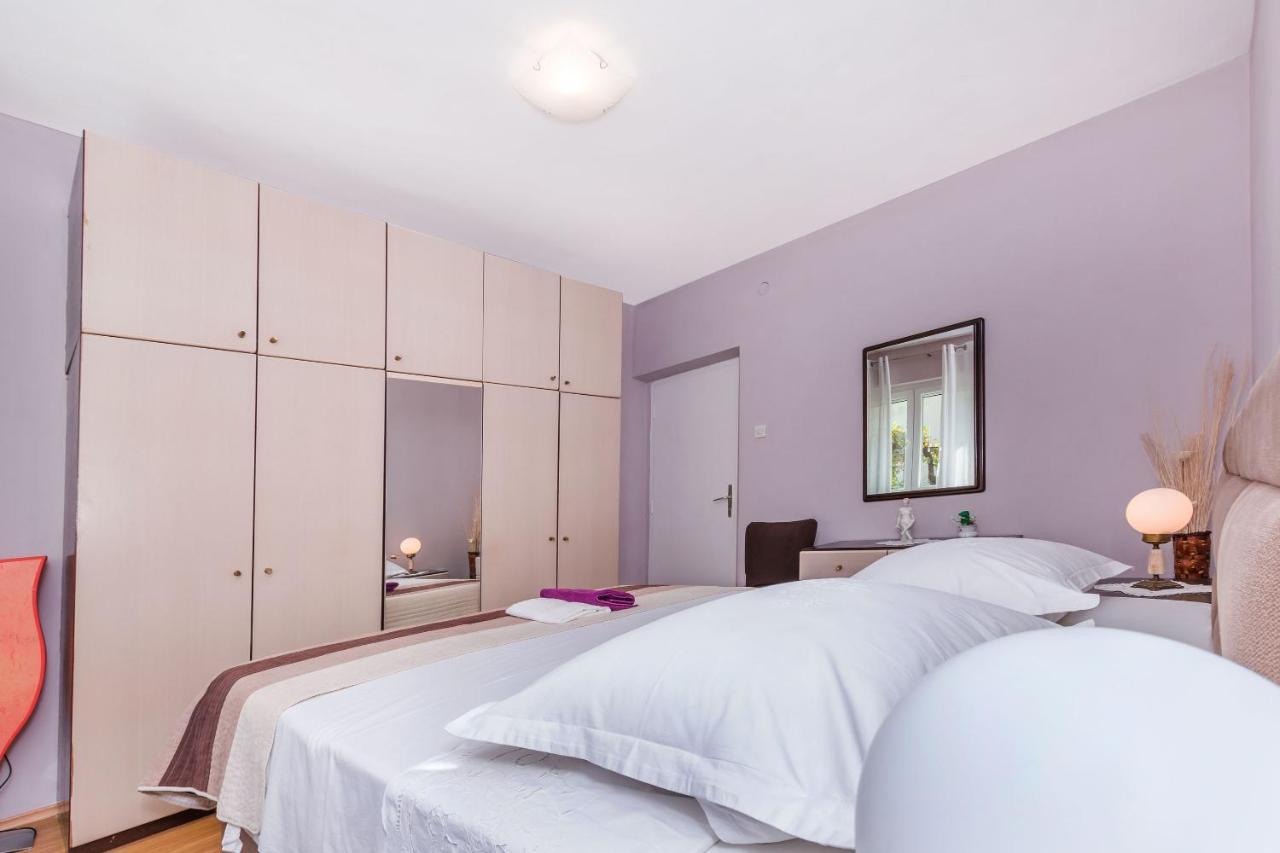 Apartment And Rooms Tatjana Омиш Экстерьер фото